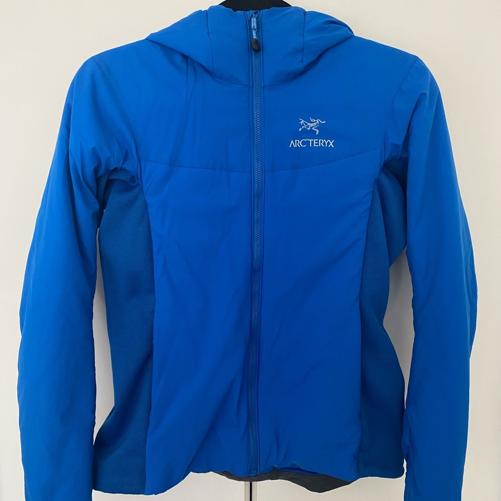 EUC Arc’Teryx Women’s Atom Jacket